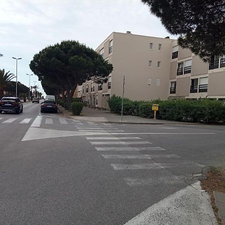 Le Liberte Plage Et Port Saint-Cyprien  Exterior foto